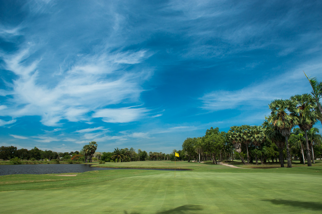 LCC_Rock Course Hole 9 (Par 4) Green_2.jpg