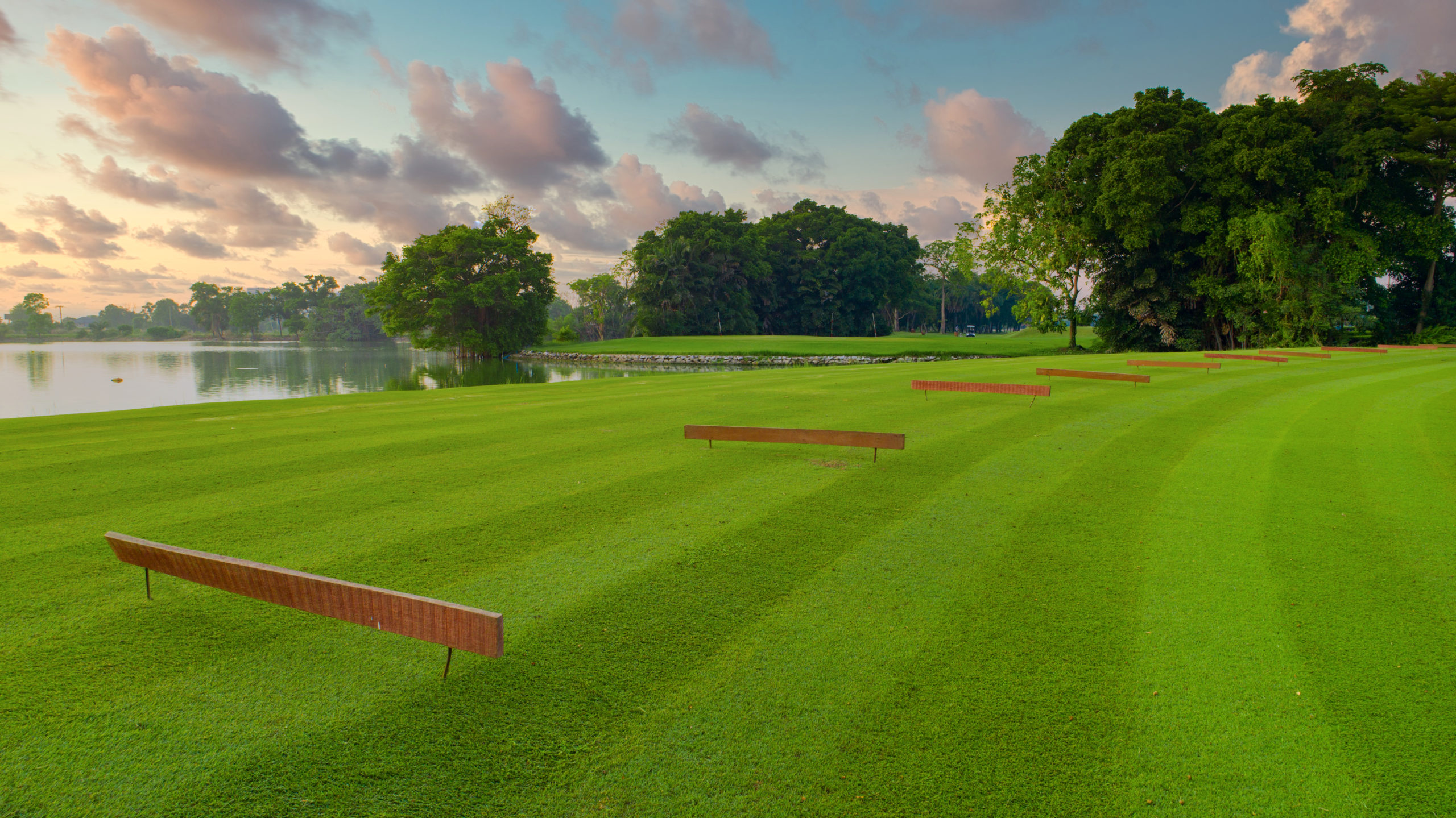 Driving-range2-scaled.jpeg