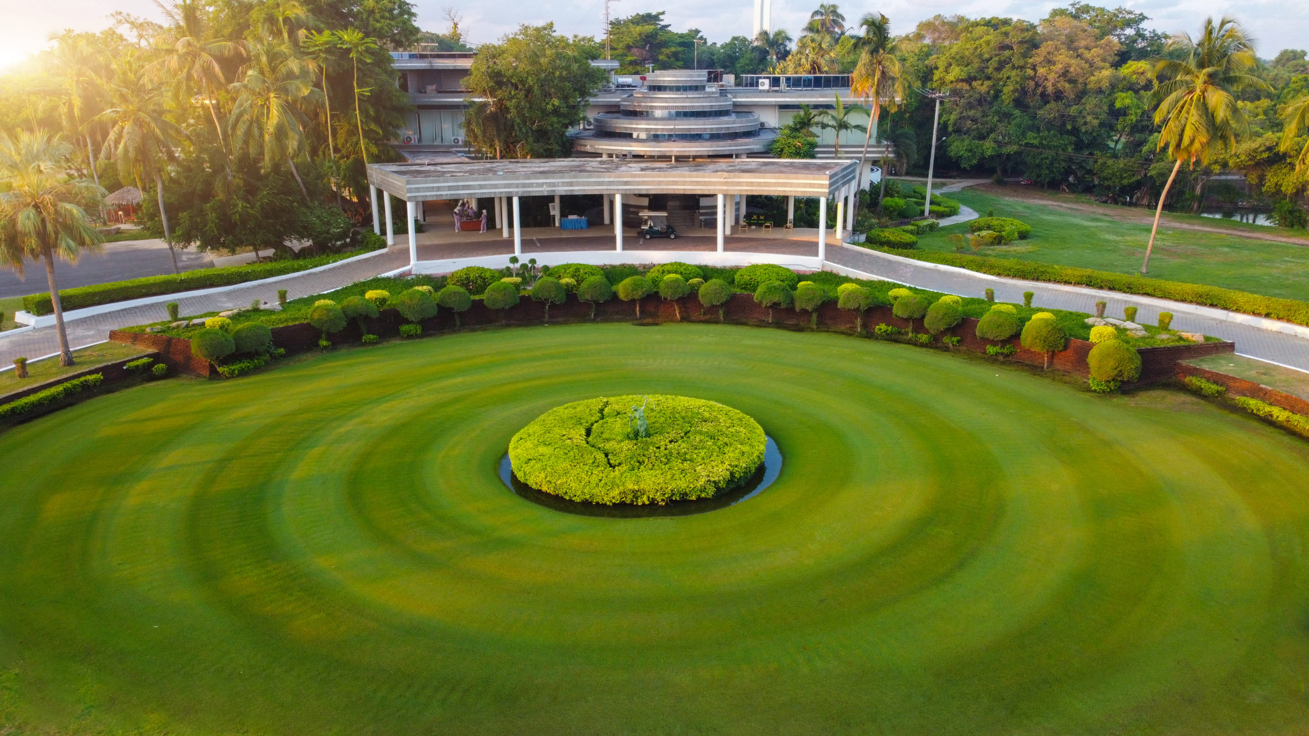 Club-house3-scaled.jpg
