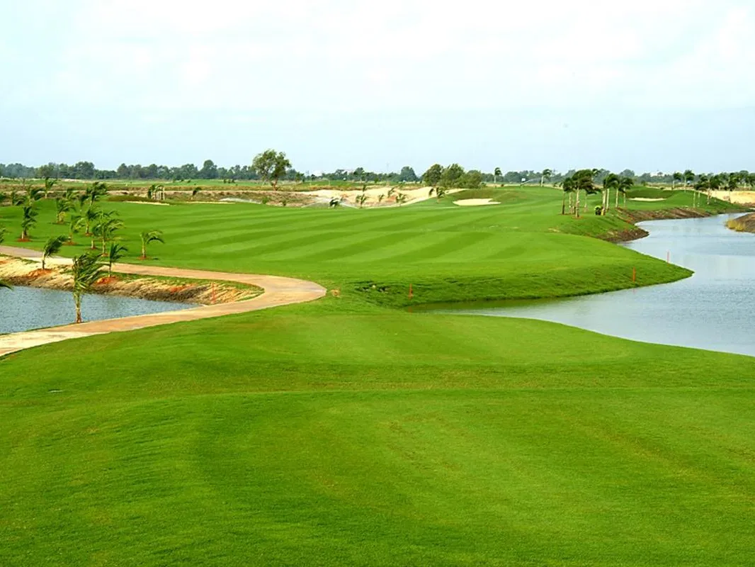 best-ocean-golf-club-bangkok-8.webp