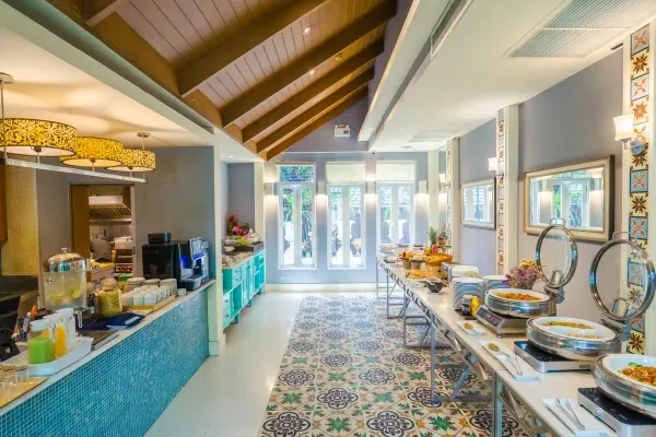 라 쁘띠뜨 살릴 스쿰빗 통로 1