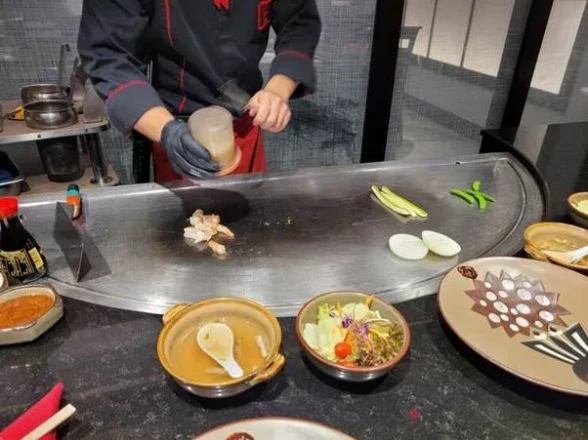 아바니 파타야 베니하나 (Benihana) 런치 & 디너 세트