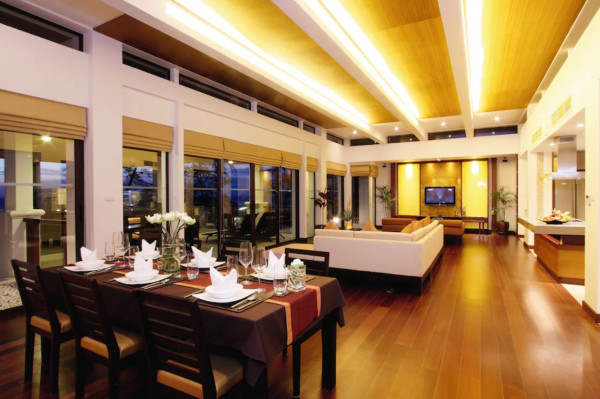 로얄 씨뷰 자쿠지 펜트하우스 3베드룸