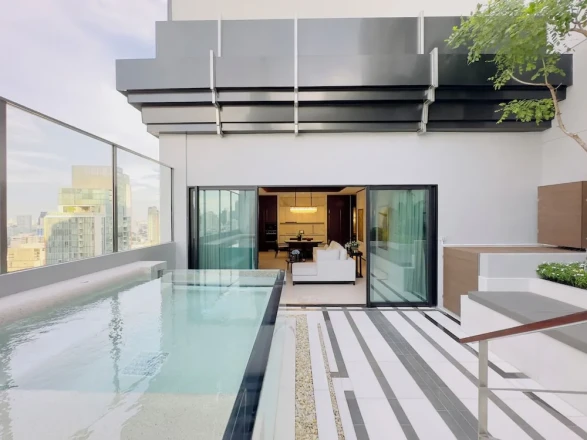 SILQ 펜트하우스 (플런지 풀)