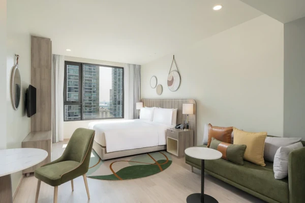 스튜디오 스위트 (거실)