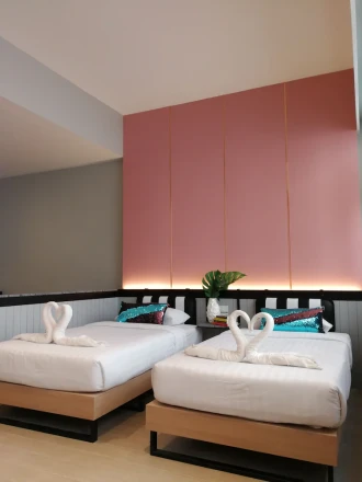 디럭스 쿼드러플