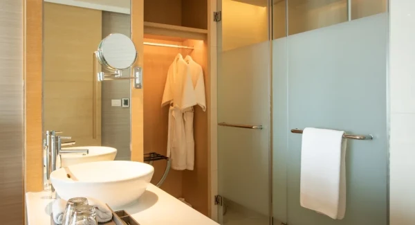 아바니 리버 뷰 1 베드룸 스위트